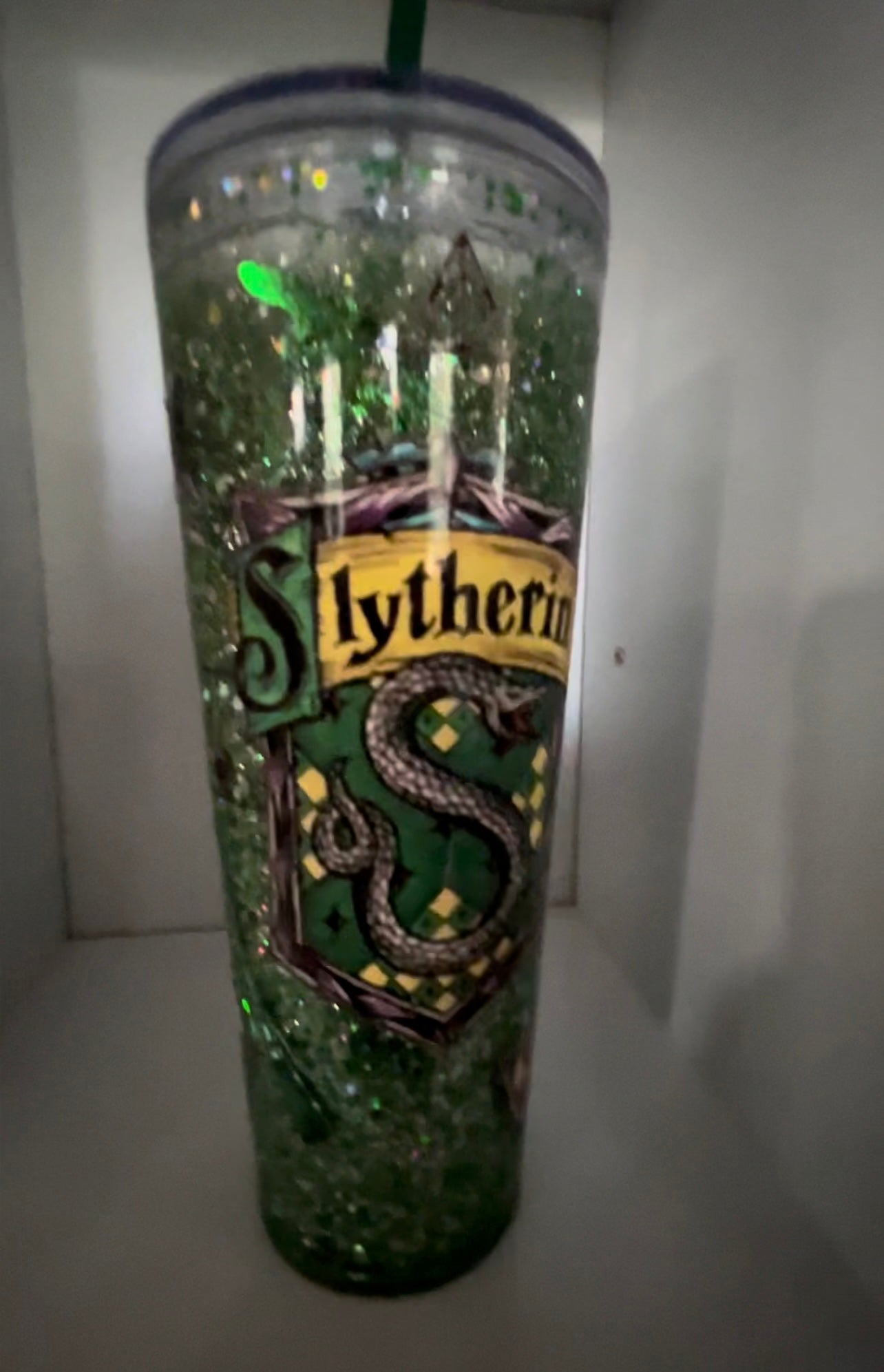 Slytherin snow top globe tumbler