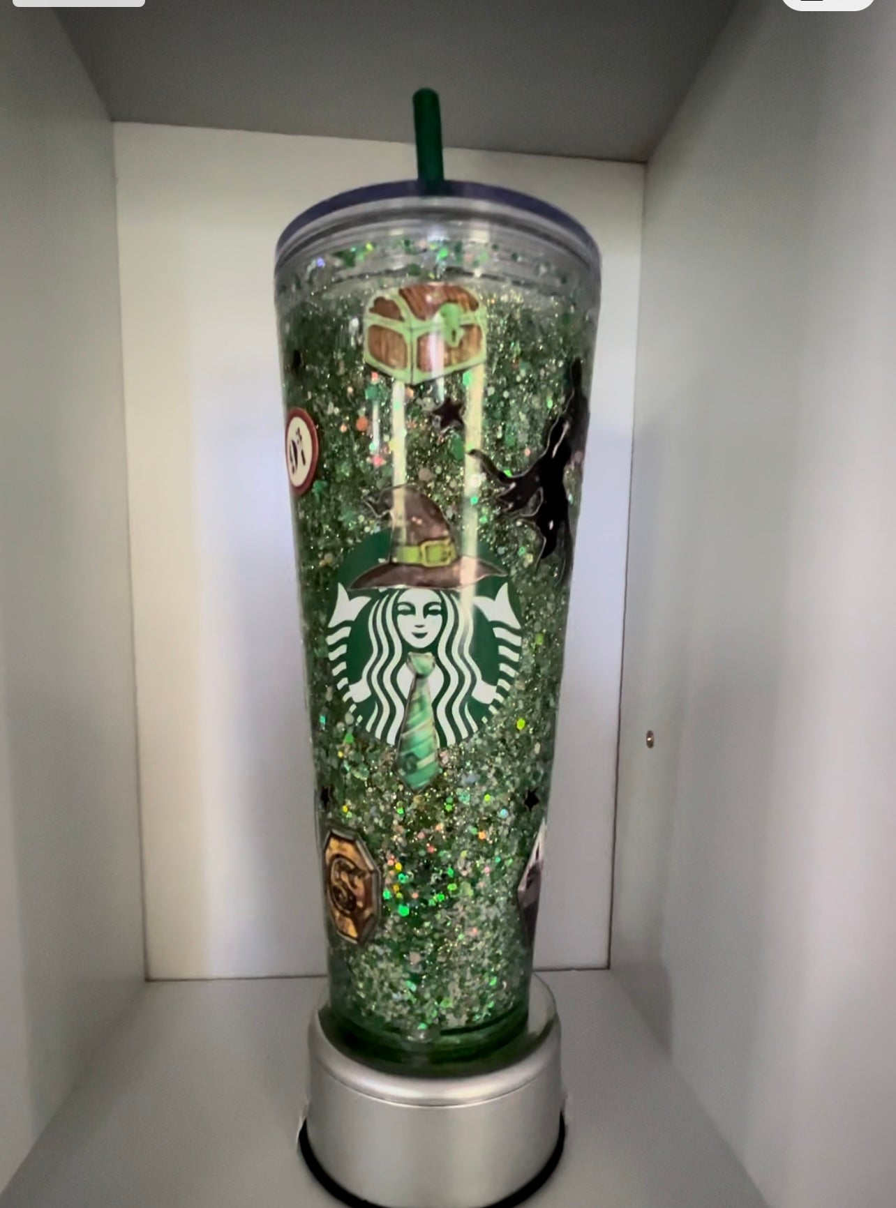 Shops Venti snow globe Starbucks tumbler